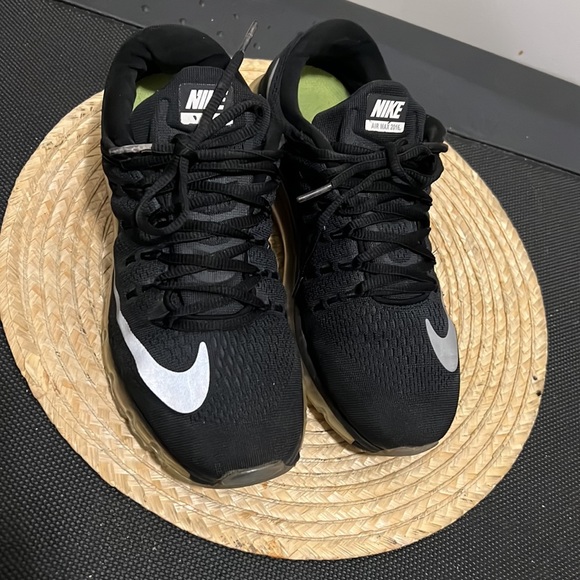 Nike Airmax 2016 Women’s Comfy Sneakers Size 9.5 - Picture 4 of 12